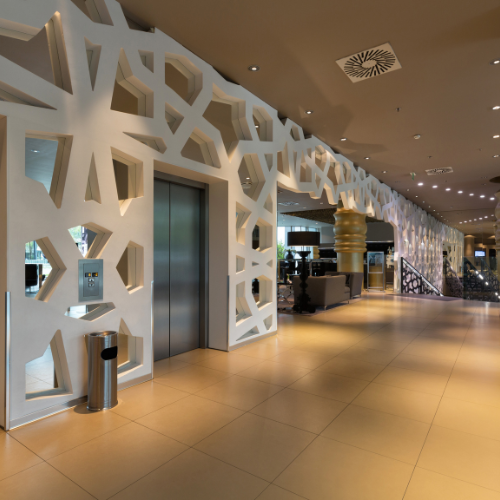 Hotel Lift